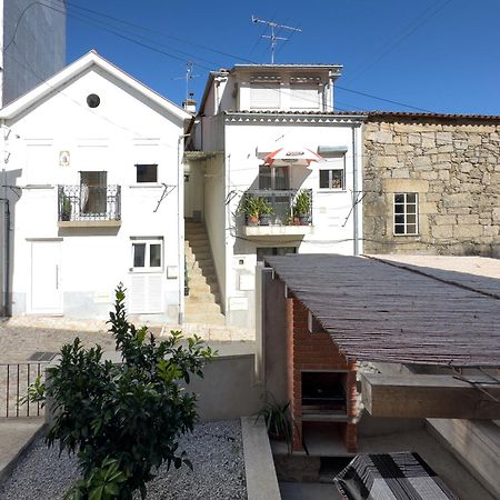 Casa Das Flores Оливейра-ду-Ошпитал Экстерьер фото